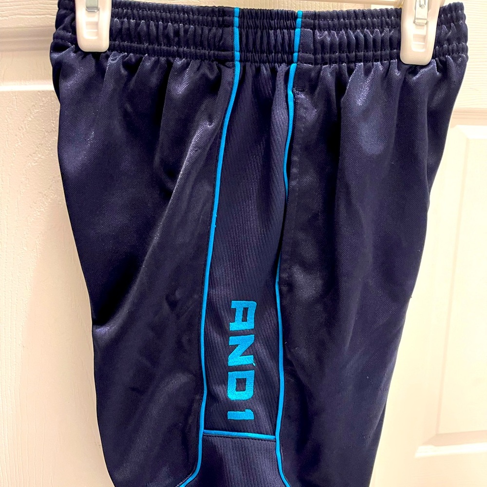 AND 1 Boys Basketball Shorts Dark Blue with Teal trimming Size 8 😎☀️